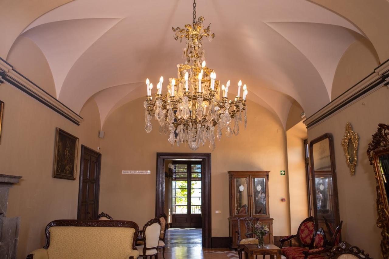 Rvhotels Palau Lo Mirador Torroella de Montgrí Екстериор снимка