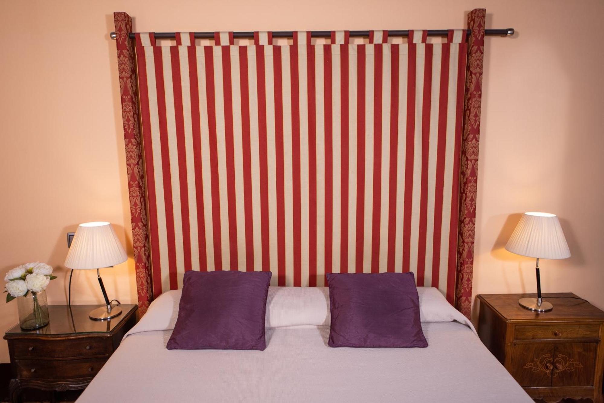 Rvhotels Palau Lo Mirador Torroella de Montgrí Стая снимка
